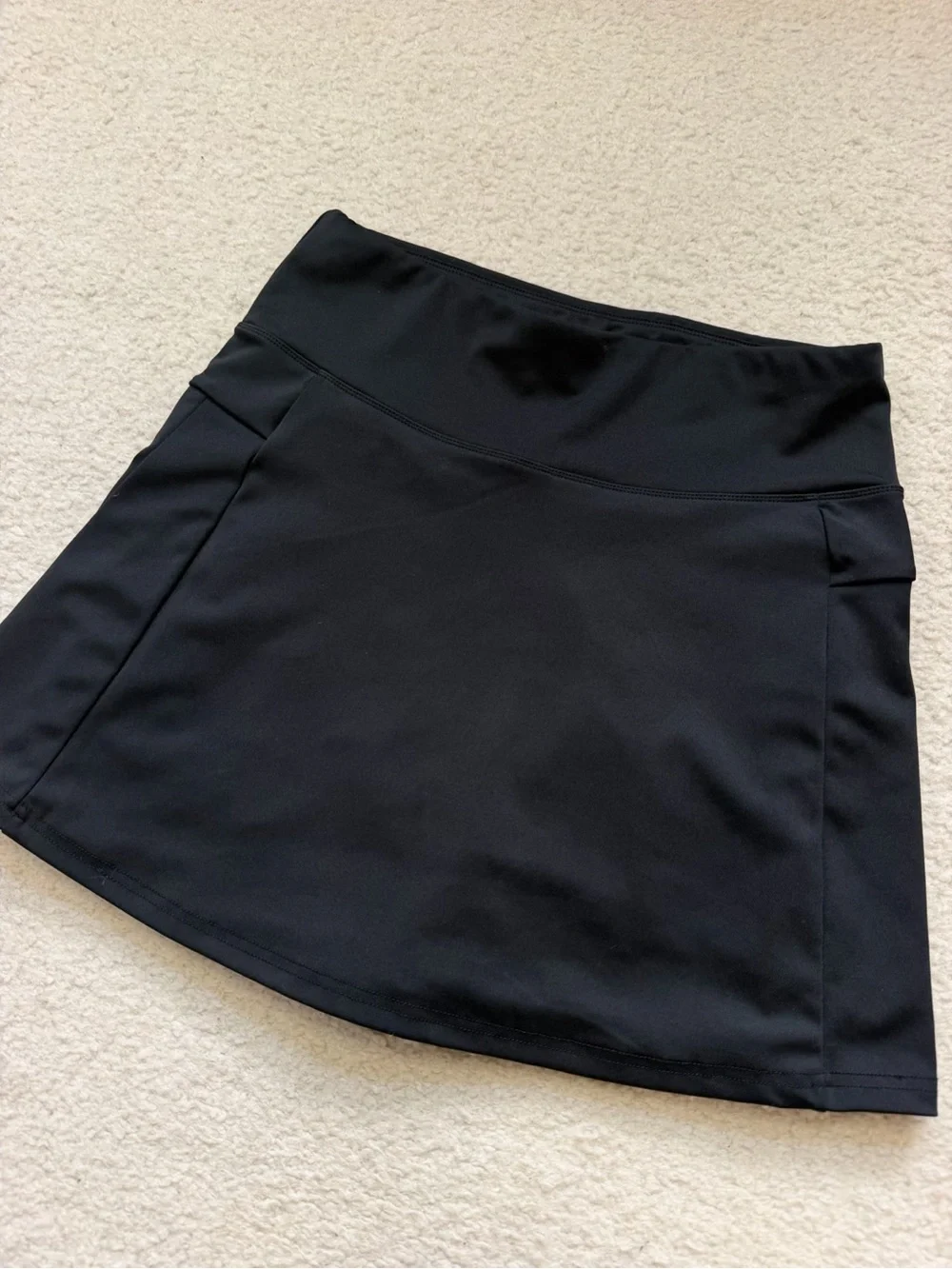 Adrienne Vittadini Sport Black Pleated Tennis Skort M